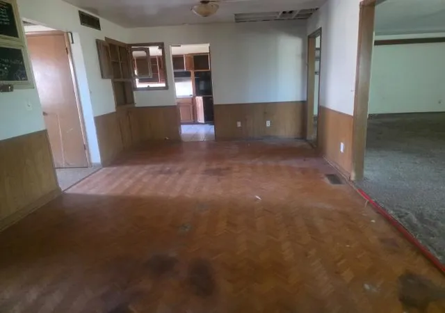 Photo 4 of Single family home for sale at 229 Randall Dr, Oklahoma City, OK 73110 | MLS# 1236809 | Listing updated on 2026-08-15