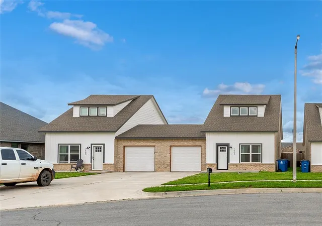 1st image of 1664 Comice Dr, Newcastle, OK 73065 | MLS# 1236813