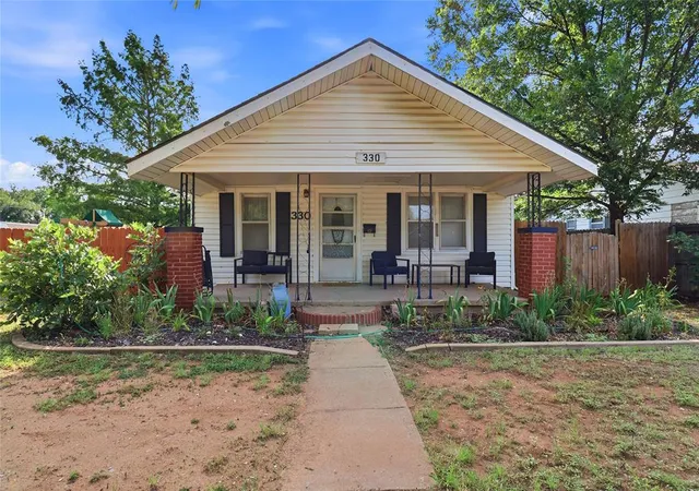 Homes for sale in Hobart, OK | 330 N Bailey St, Hobart, OK 73651 | MLS# 1236815