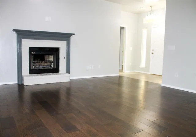 Photo 3 of Sale Pending at 820 Glenwood Dr, Moore, OK 73160 | MLS# 1236834 | Listing updated on 2026-07-04