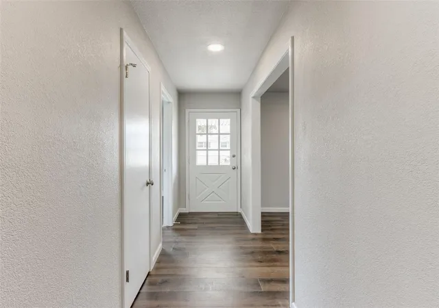 2nd image of 4019 Nw 58th St, Oklahoma City, OK 73112 | MLS# 1236838
