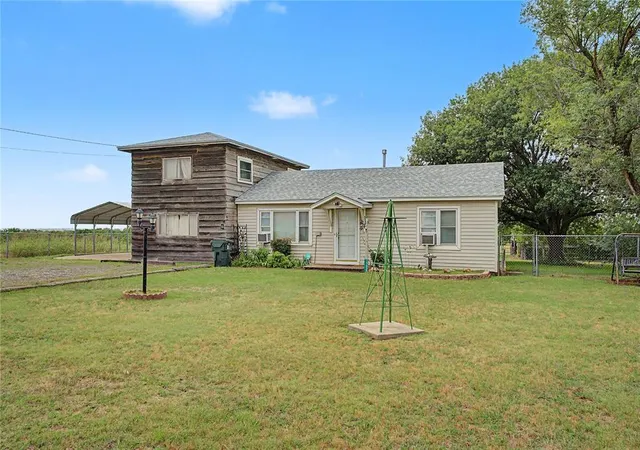 Homes for sale in Maysville, OK | 15655 Sooner Ave, Maysville, OK 73057 | MLS# 1236850