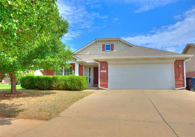 Photo 1 of Single family home for sale at 2621 Nw 183rd Street, Edmond, OK 73012 | MLS# 1236857 | Listing updated on 2026-09-15