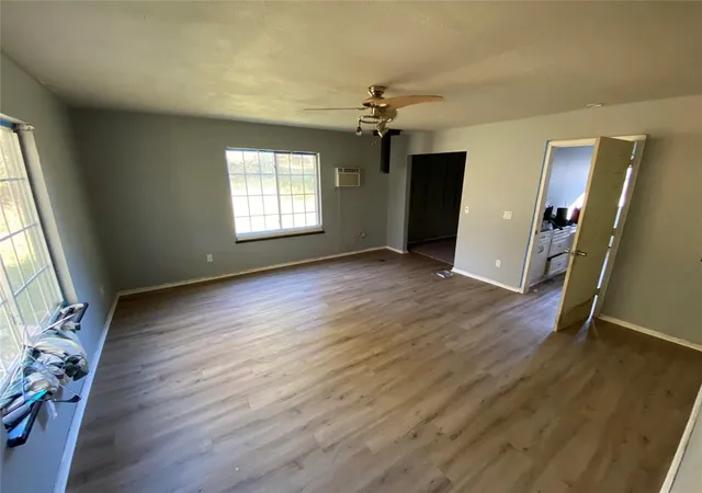 Photo 4 of Single family home for sale at 614 Cinderwood Ct, Tuttle, OK 73089 | MLS# 1236858 | Listing updated on 2026-06-28