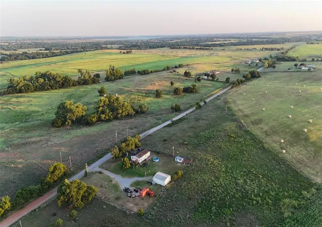 Homes for sale in Fort Cobb, OK | 29093 County Street 2560, Fort Cobb, OK 73038 | MLS# 1236859
