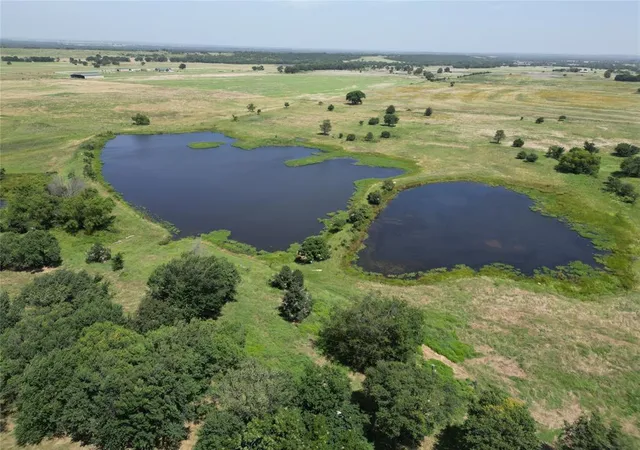 Homes for sale in Holdenville, OK | 7688 E 129 Rd, Holdenville, OK 74848 | MLS# 1236863