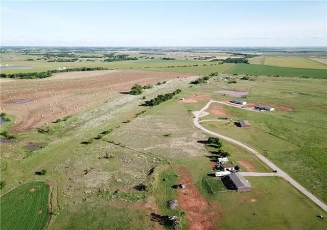 Photo 3 of Sale Pending at 1450 County St 1344, Chickasha, OK 73018 | MLS# 1236872 | Listing updated on 2026-09-13