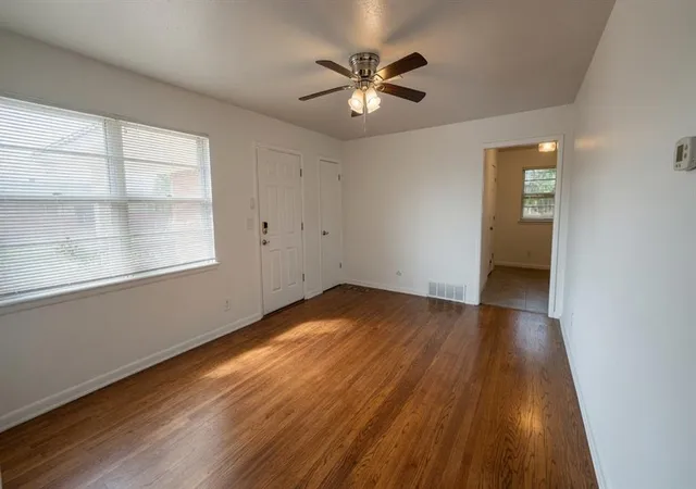 Photo 3 of Single family home for sale at 5433 S Linn Ave, Oklahoma City, OK 73119 | MLS# 1236874 | Listing updated on 2026-08-17