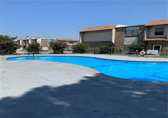 image of 401 SE 12th Ave, Norman, OK 73071