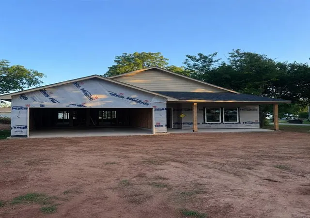 1st image of 201 Flynn Ave, Carney, OK 74832 | MLS# 1236900