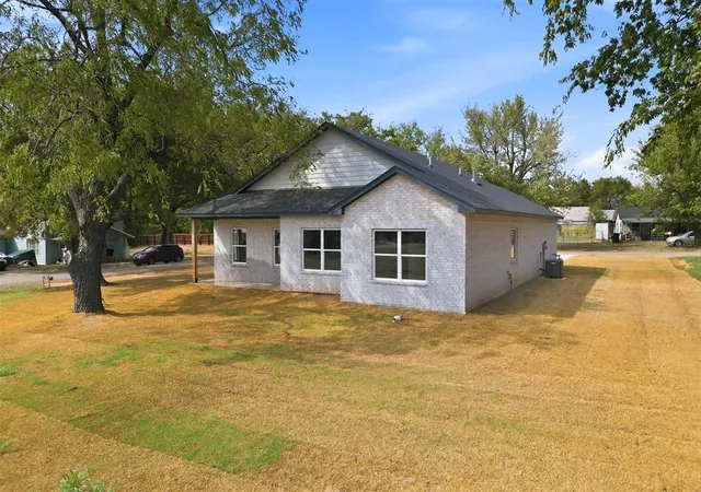 Photo 15 of Single family home for sale at 201 Flynn Ave, Carney, OK 74832 | MLS# 1236900 | Listing updated on 2026-09-08
