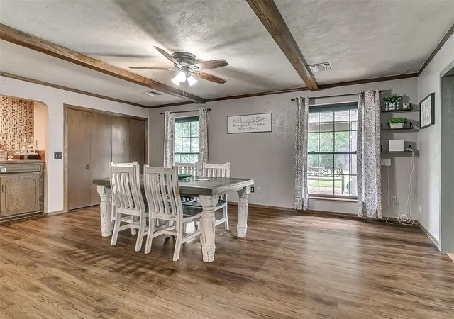 Photo 4 of Sale Pending at 2008 Lankestar Pl, Yukon, OK 73099 | MLS# 1236921 | Listing updated on 2026-08-28