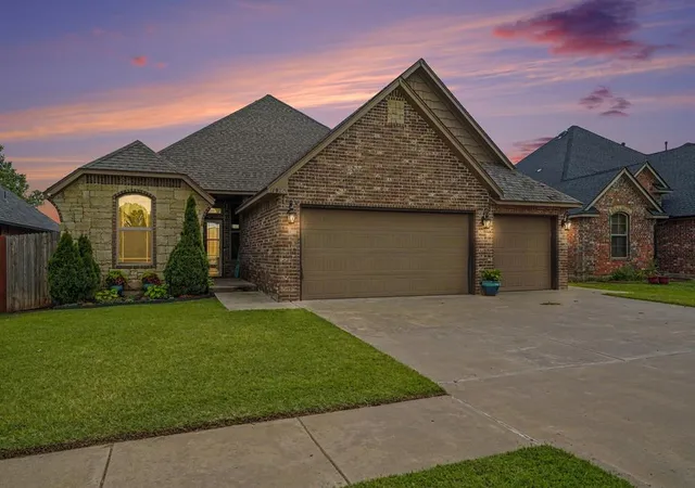 1st image of 11920 Sw 18th St, Yukon, OK 73099 | MLS# 1236922
