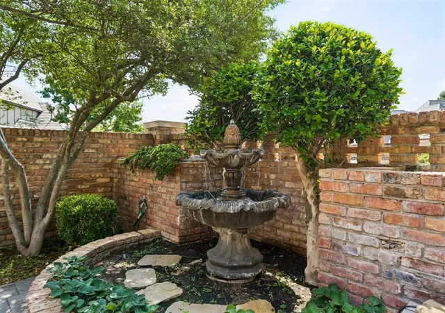 3rd image of 332 Cotswold Dr, Norman, OK 73072 | MLS# 1236932