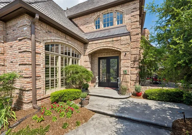 4th image of 332 Cotswold Dr, Norman, OK 73072 | MLS# 1236932