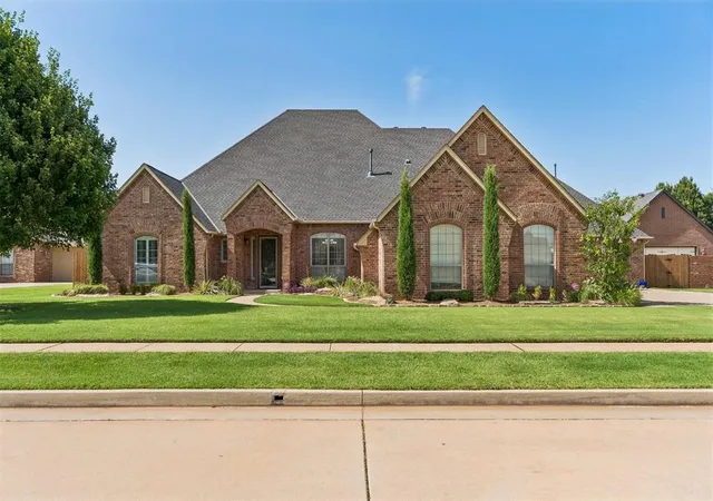 4th image of 409 Nw 150Th Ct, Edmond, OK 73013 | MLS# 1236933