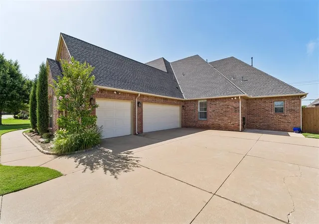 50th image of 409 Nw 150th Ct, Edmond, OK 73013 | MLS# 1236933