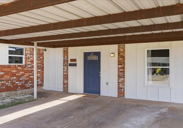 Photo 3 of Single family home for sale at 1501 Lawton Ave, Moore, OK 73160 | MLS# 1236935 | Listing updated on 2026-07-14