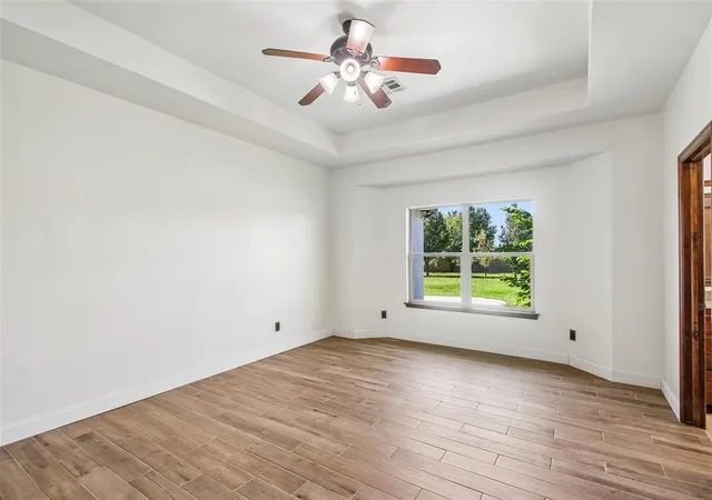 Photo 3 of Single family home for sale at 1028 Skyline Blvd, Edmond, OK 73025 | MLS# 1236936 | Listing updated on 2026-09-12