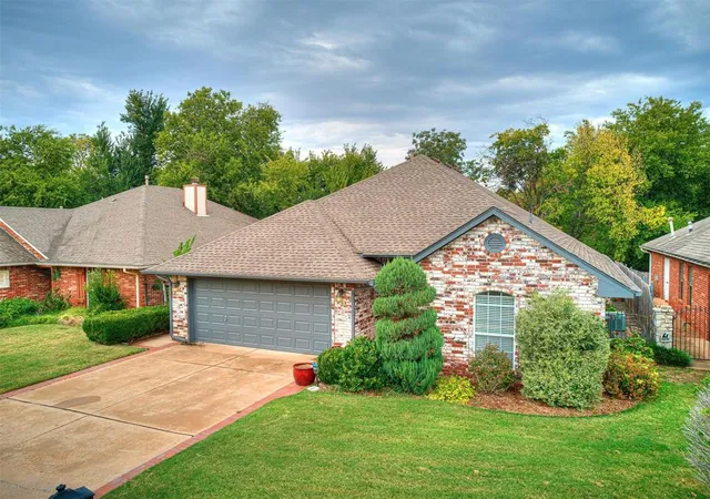 Homes for sale in Oklahoma City, OK | 5813 Nw 127Th St, Oklahoma City, OK 73142 | MLS# 1236957