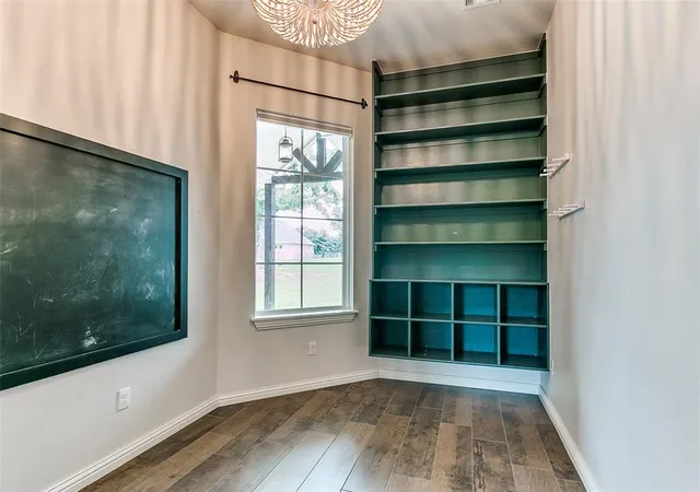 Photo 4 of Single family home for sale at 1970 Ladera Ln, Edmond, OK 73034 | MLS# 1236968 | Listing updated on 2026-07-29