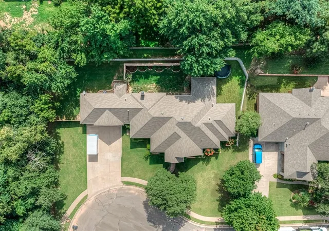 Homes for sale in Edmond, OK | 900 Caines Hill Rd, Edmond, OK 73034 | MLS# 1236969