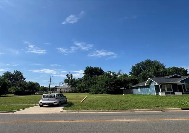 Photo 1 of Sale Pending at 1806 Nw 30th Street, Oklahoma City, OK 73118 | MLS# 1236980 | Listing updated on 2026-09-09