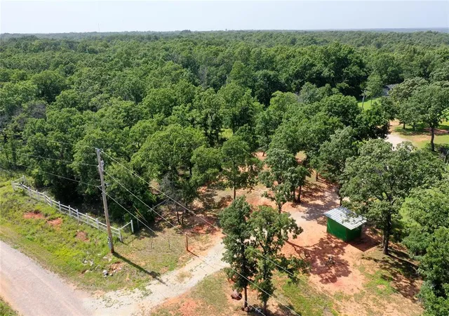 1st image of 29176 Trigger Dr, Norman, OK 73026 | MLS# 1236999