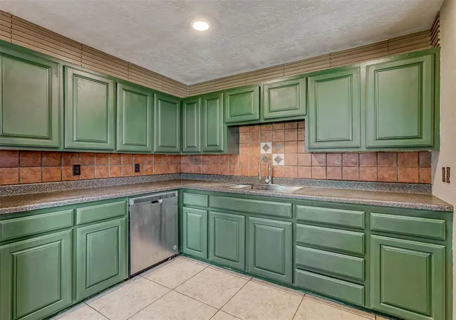 3rd image of 1209 Park Ave, Chickasha, OK 73018 | MLS# 1237047