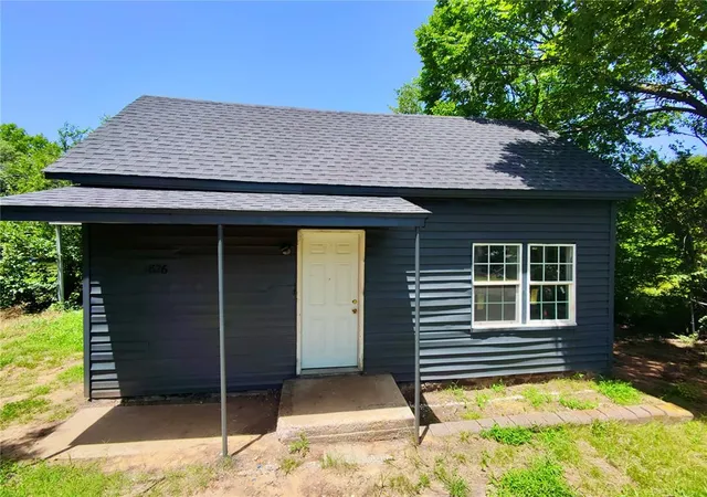 Homes for sale in Seminole, OK | 1826 Killingsworth Ave, Seminole, OK 74868 | MLS# 1237050