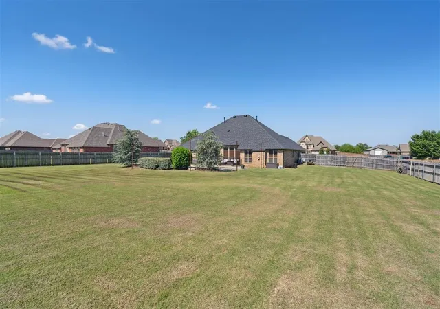 40th image of 11800 Pamalos Trl, Oklahoma City, OK 73173 | MLS# 1237051
