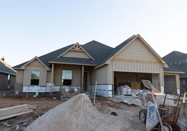 Photo 2 of Single family home for sale at 816 Peony Pl, Edmond, OK 73034 | MLS# 1237068 | Listing updated on 2026-10-09