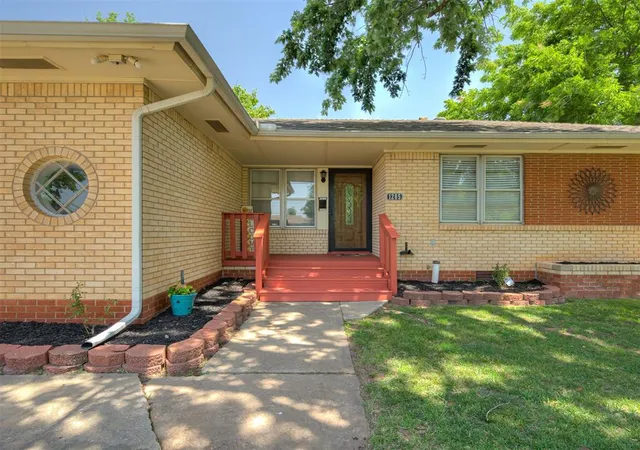 Photo 3 of Single family home for sale at 1205 Sw 55th Street, Oklahoma City, OK 73109 | MLS# 1237088 | Listing updated on 2026-09-15