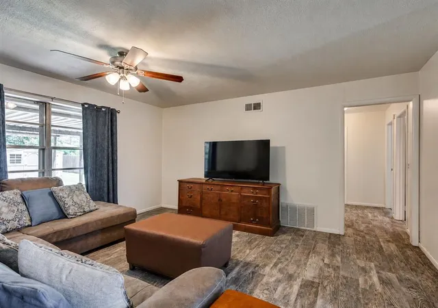 Photo 4 of Single family home for sale at 1205 SW 55th Street, Oklahoma City, OK 73109 | MLS# 1237088 | Listing updated on 2026-09-15