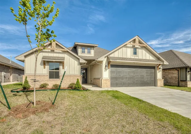Homes for sale in Yukon, OK | 12417 Dolche Vita Dr, Yukon, OK 73099 | MLS# 1237104