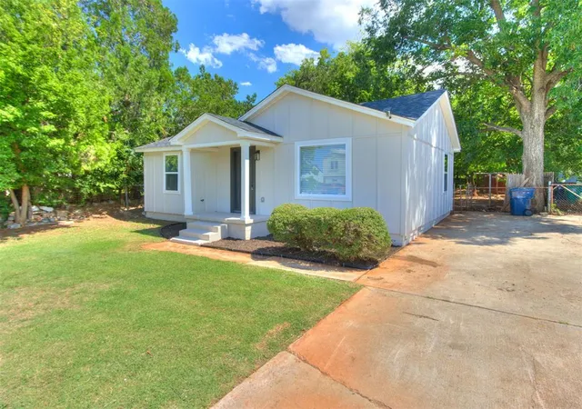 Photo 2 of Sale Pending at 2108 Nw 38th Street, Oklahoma City, OK 73112 | MLS# 1237116 | Listing updated on 2026-07-15