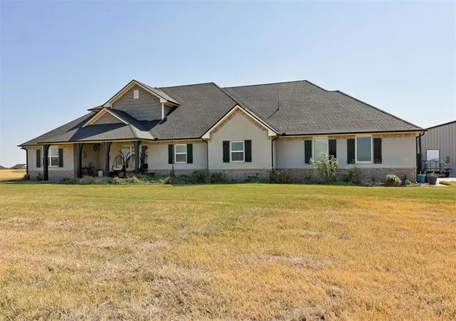 Photo 1 of Single family home for sale at 7058 Ne Ranch Dr, Piedmont, OK 73078 | MLS# 1237129 | Listing updated on 2026-10-22