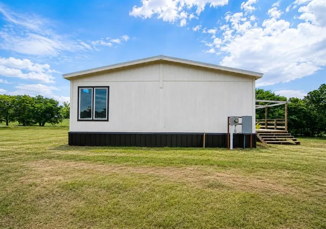 Homes for sale in Wynnewood, OK | 9408 Joy Rd, Wynnewood, OK 73098 | MLS# 1237130