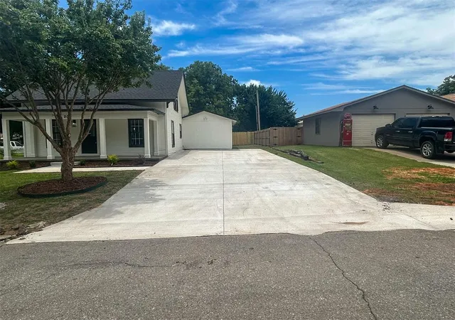 Homes for sale in Marlow, OK | 208 W Apache St, Marlow, OK 73055 | MLS# 1237134