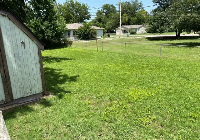 Homes for sale in Shawnee, OK | 8 W Pulaski St, Shawnee, OK 74804 | MLS# 1237135