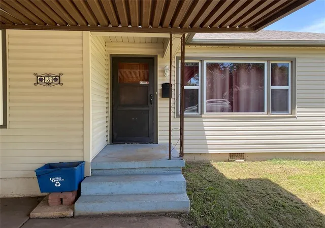 Homes for sale in Shawnee, OK | 8 W Pulaski St, Shawnee, OK 74804 | MLS# 1237135