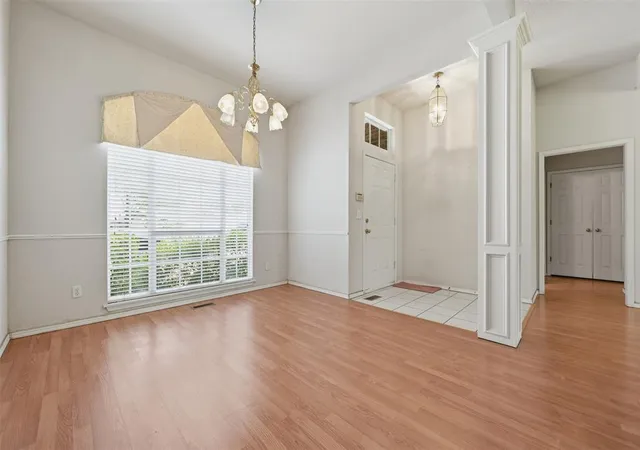 Photo 3 of Single family home for sale at 1512 Nw 179th Street, Edmond, OK 73012 | MLS# 1237138 | Listing updated on 2026-10-28