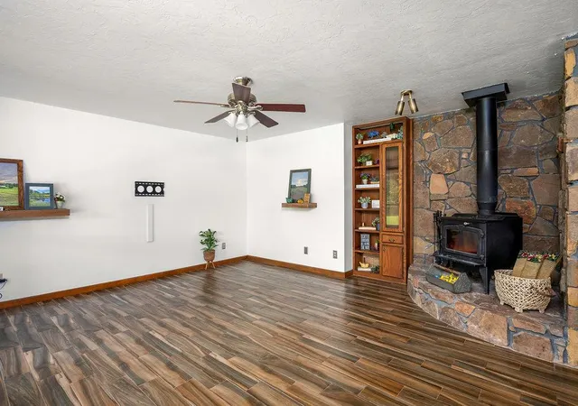 Homes for sale in Mc Loud, OK | 15615 S Pottawatomie Rd, Mc Loud, OK 74851 | MLS# 1237152