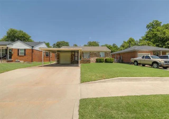 Homes for sale in Oklahoma City, OK | 4135 Nw 19th St, Oklahoma City, OK 73107 | MLS# 1237155
