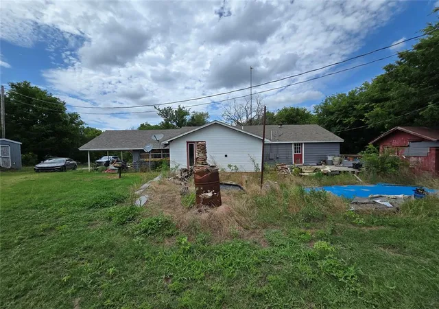 Homes for sale in Ratliff City, OK | 304281 E 1800 Rd, Ratliff City, OK 73481 | MLS# 1237165