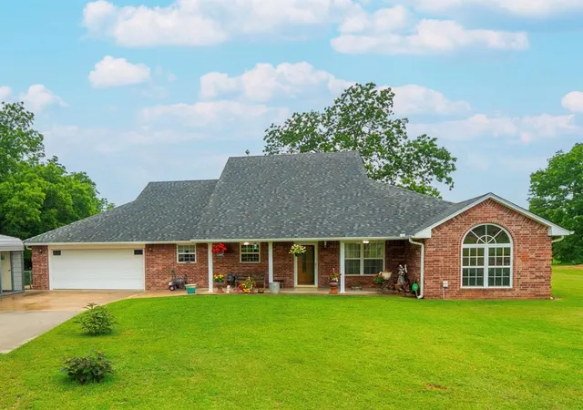 Homes for sale in Prague, OK | 103463 S 3520 Rd, Prague, OK 74864 | MLS# 1237176