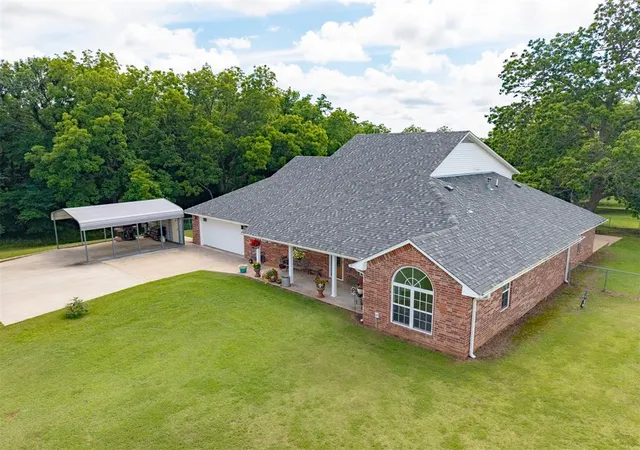 Homes for sale in Prague, OK | 103463 S 3520 Rd, Prague, OK 74864 | MLS# 1237176