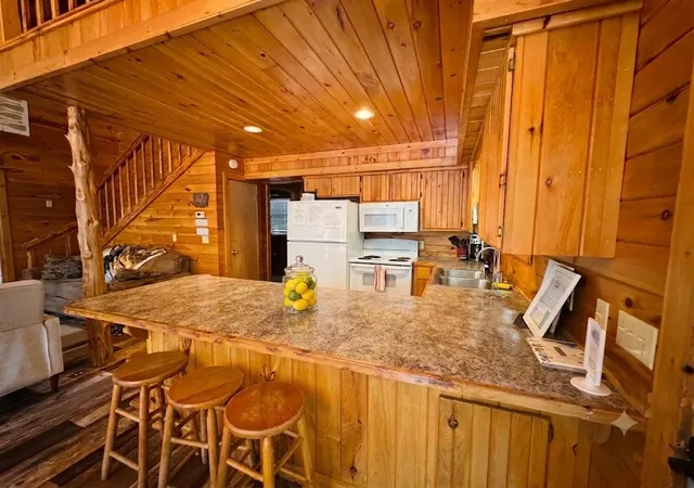 4th image of 115 Laurel Branch Ln #141, Broken Bow, OK 74728 | MLS# 1237184
