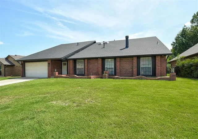 Photo 2 of Single family home for sale at 14108 Osage Dr, Edmond, OK 73013 | MLS# 1237197 | Listing updated on 2026-09-26