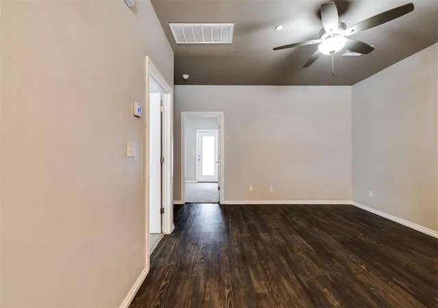 5th image of 920 Sw 91St St, Oklahoma City, OK 73139 | MLS# 1237201